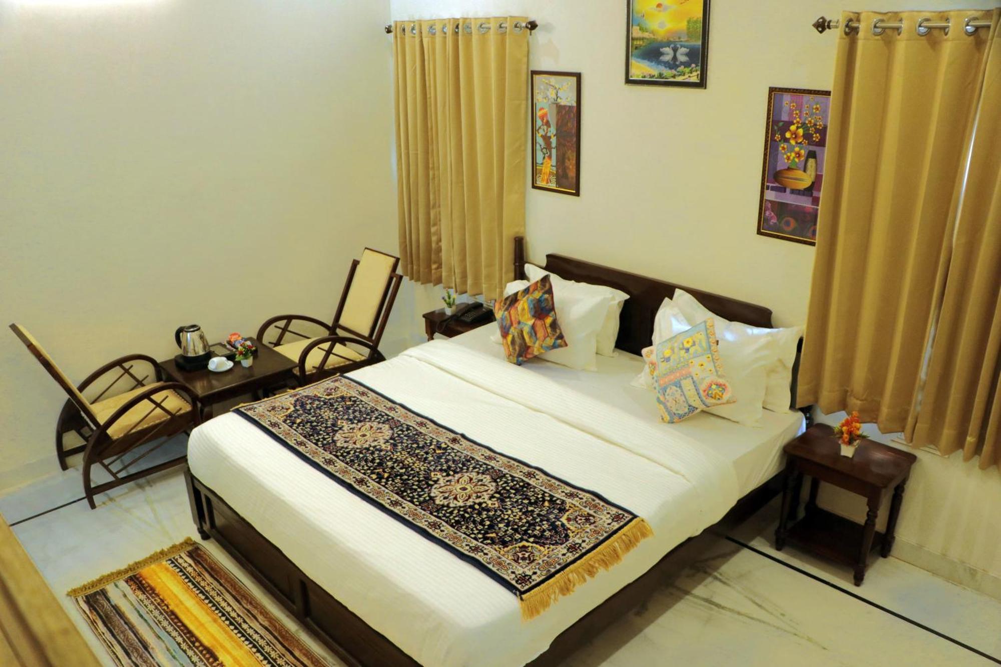 Hotel Tripli Udaipur Exterior foto